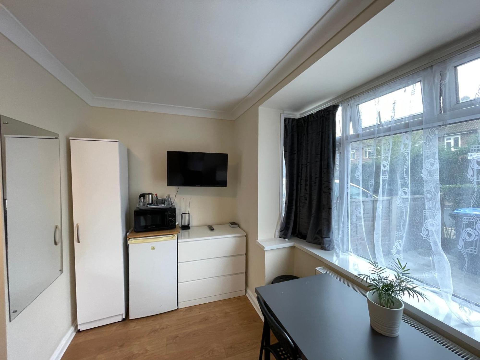 Kensal Lodge 2 Guest House London Ngoại thất bức ảnh